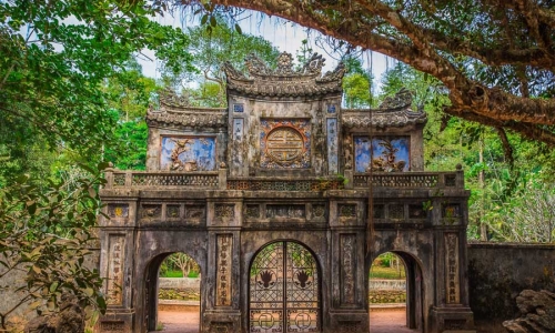 Best Private Tours in Central Vietnam for Couples
